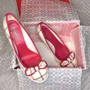 Authentic Coach Sweetie style wedges
